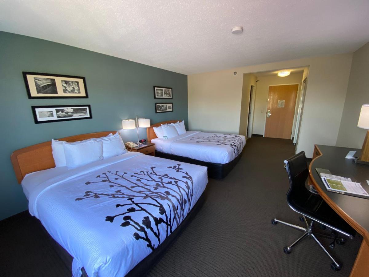 Sleep Inn & Suites Davenport - Quad Cities מראה חיצוני תמונה