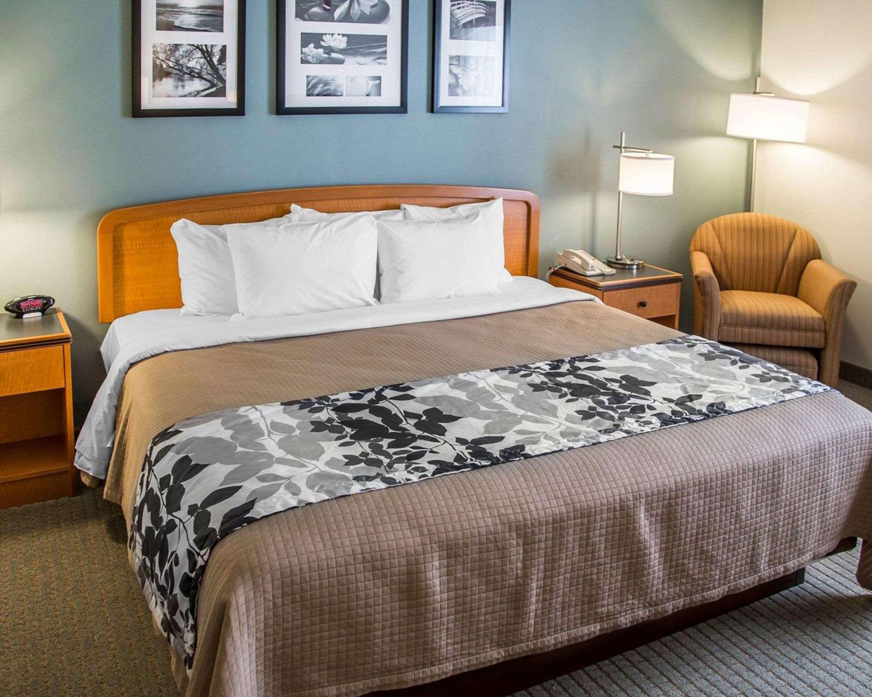 Sleep Inn & Suites Davenport - Quad Cities מראה חיצוני תמונה