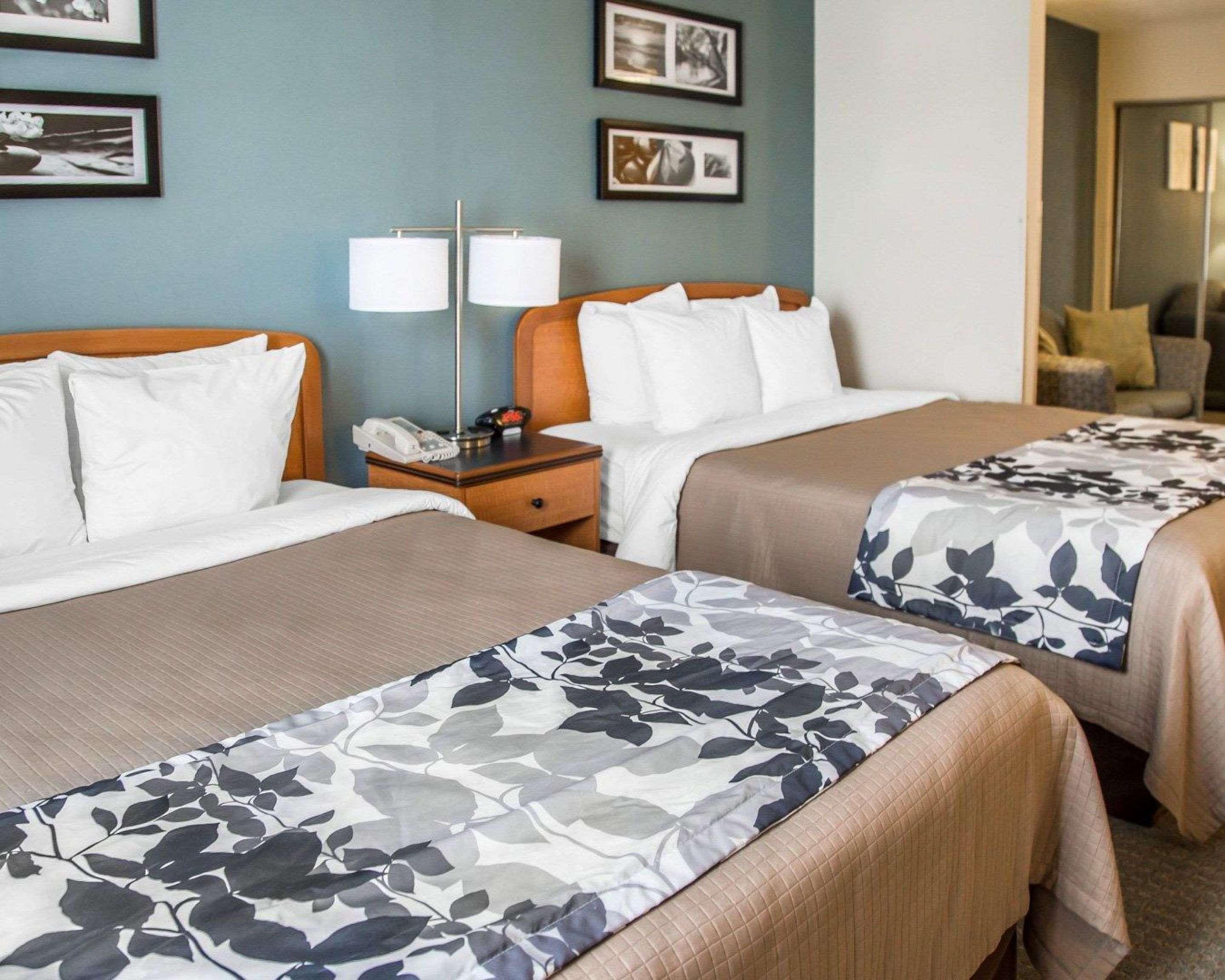 Sleep Inn & Suites Davenport - Quad Cities מראה חיצוני תמונה