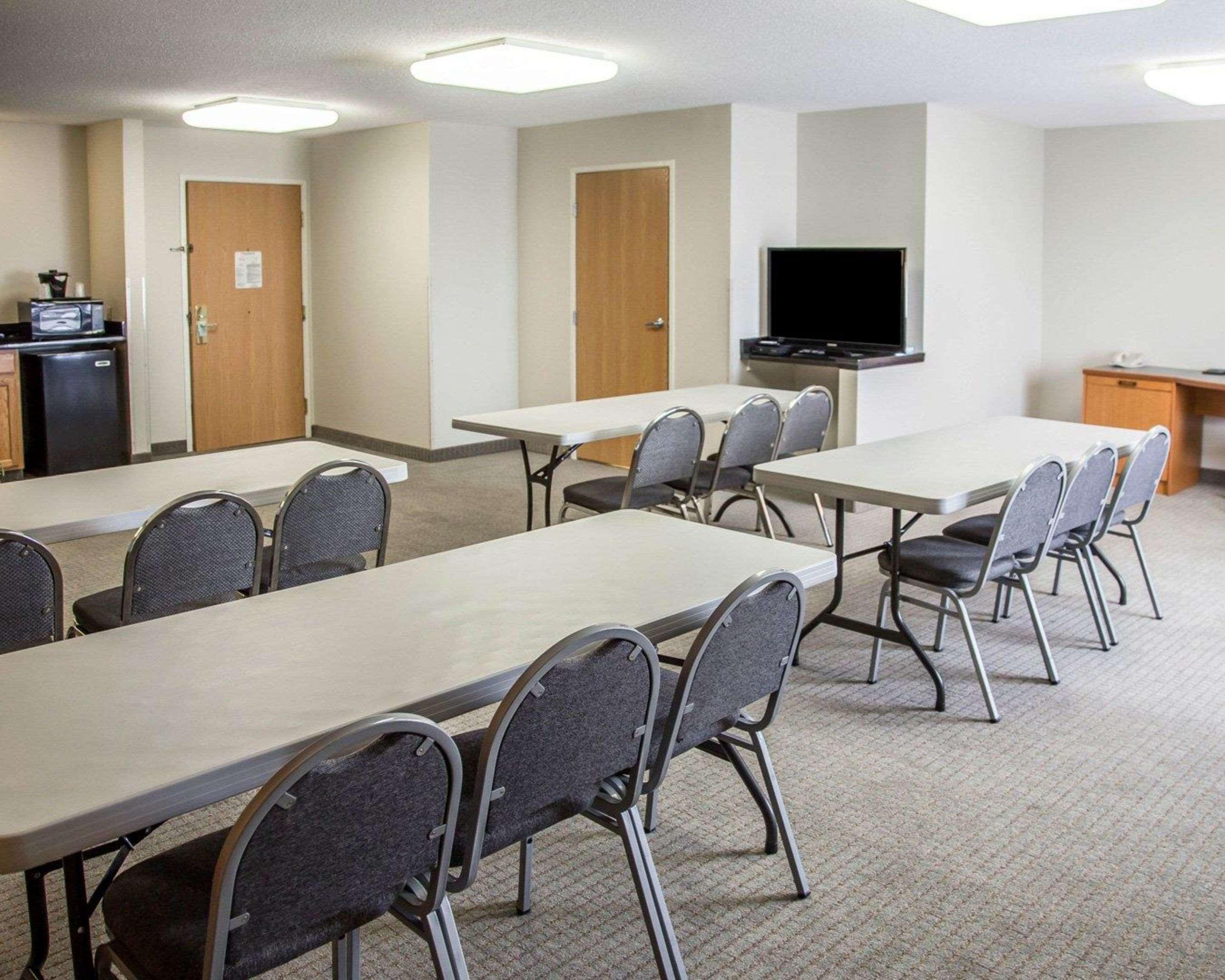 Sleep Inn & Suites Davenport - Quad Cities מראה חיצוני תמונה