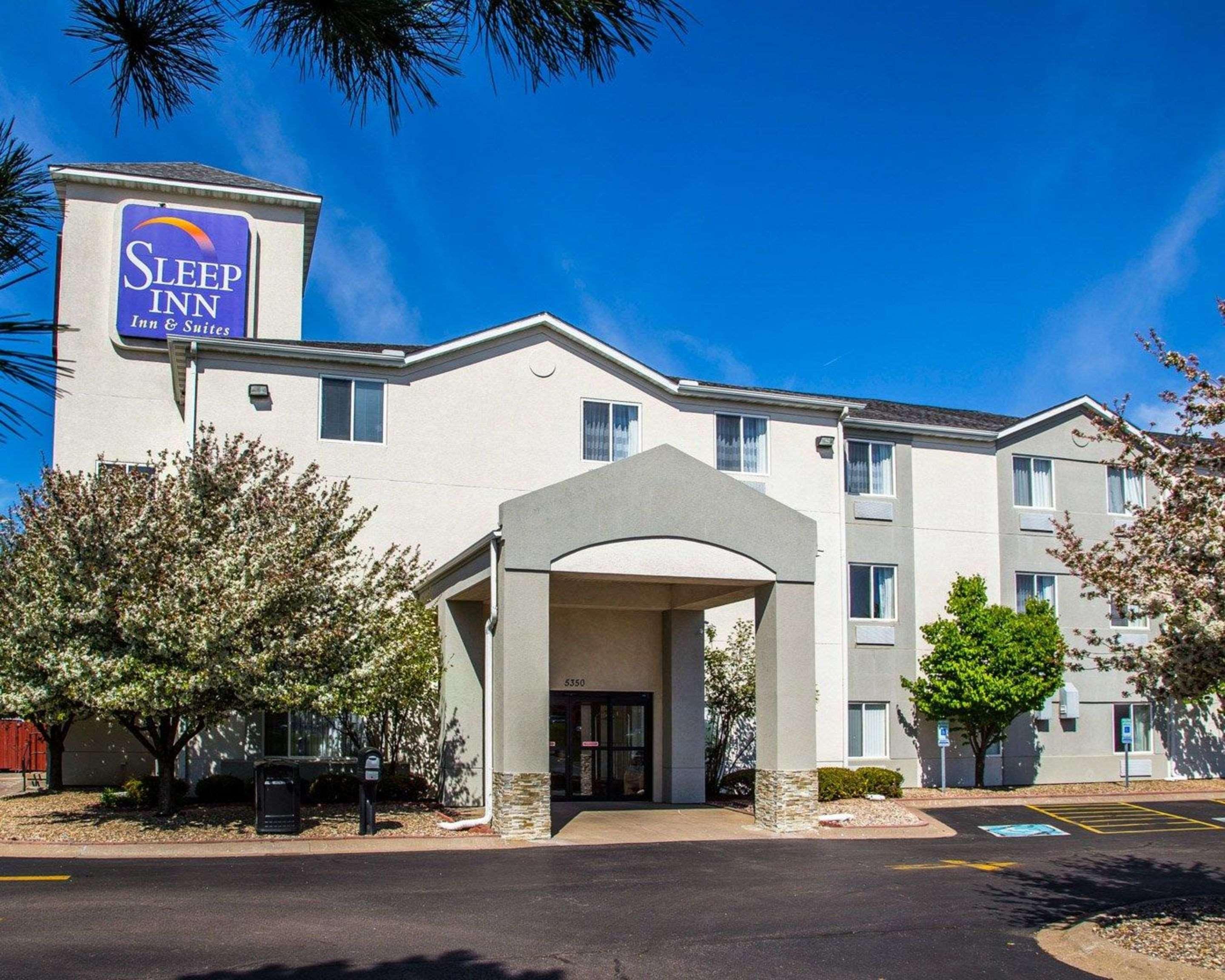Sleep Inn & Suites Davenport - Quad Cities מראה חיצוני תמונה