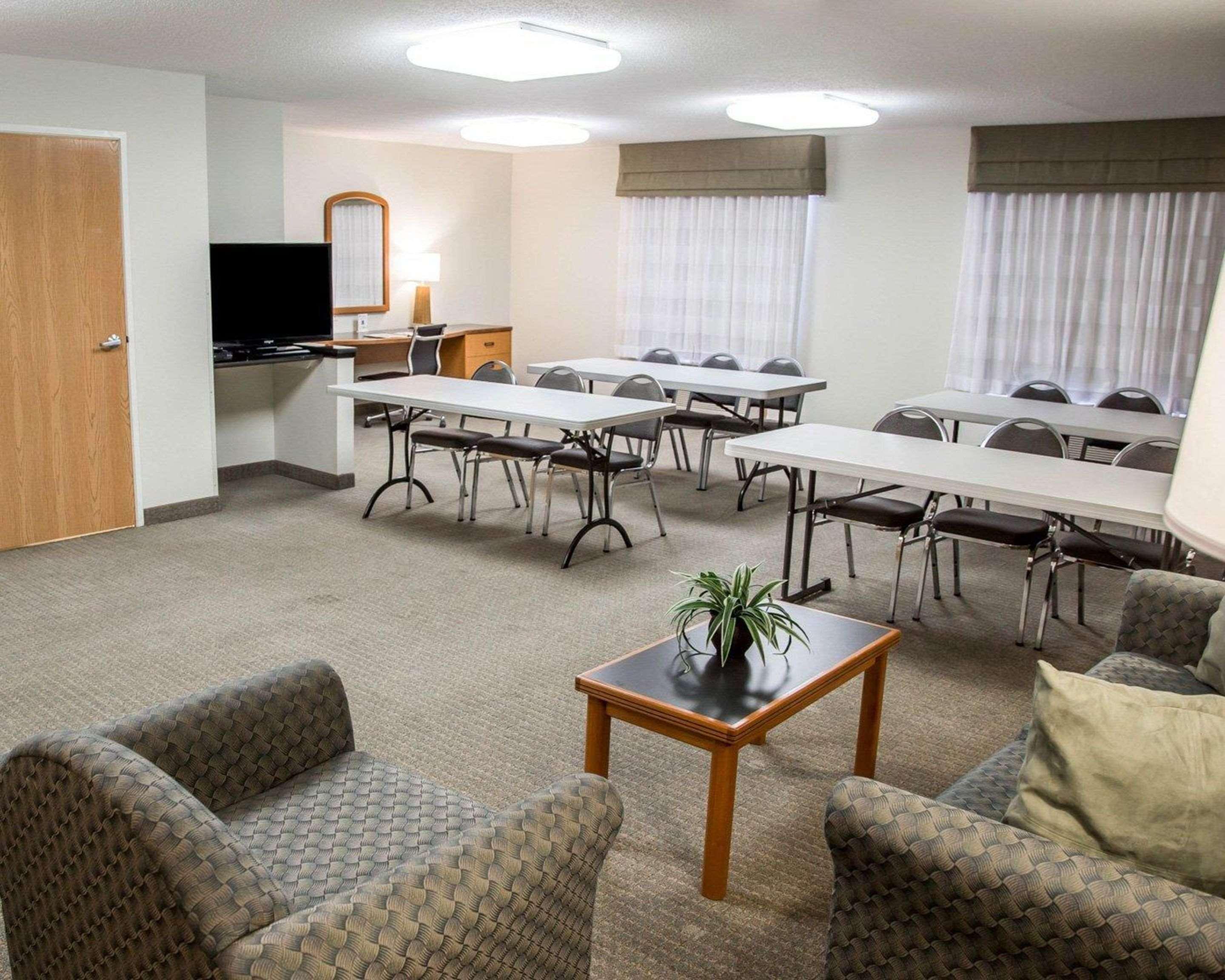 Sleep Inn & Suites Davenport - Quad Cities מראה חיצוני תמונה