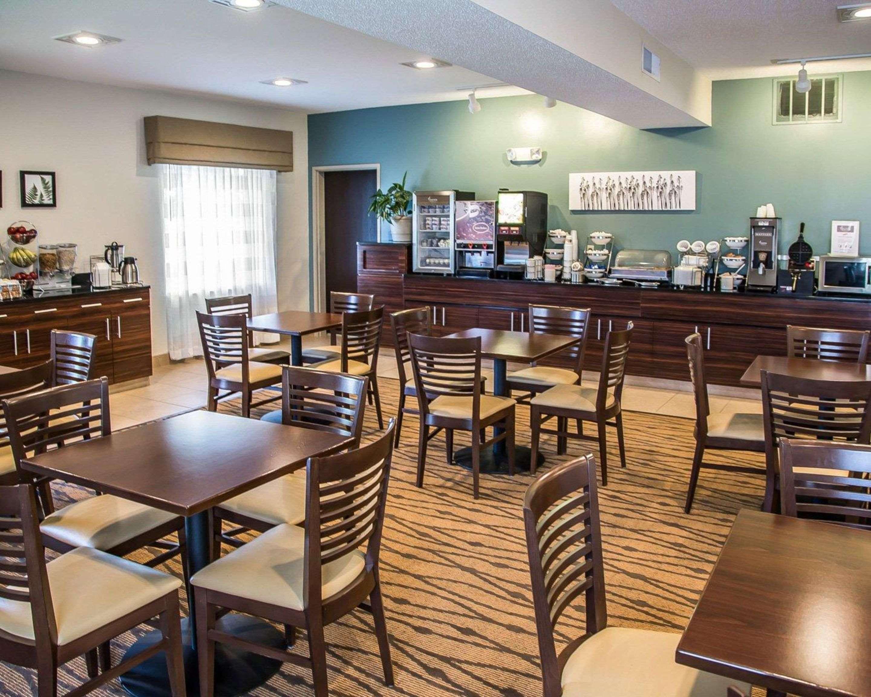Sleep Inn & Suites Davenport - Quad Cities מראה חיצוני תמונה