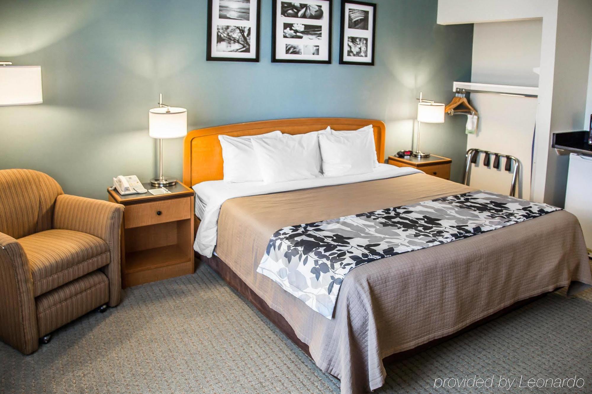 Sleep Inn & Suites Davenport - Quad Cities מראה חיצוני תמונה